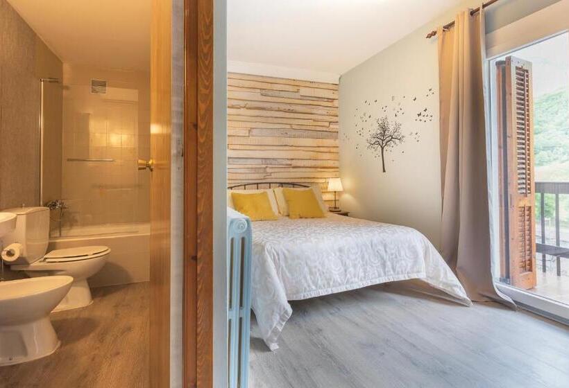 חדר סטנדרט עם מרפסת, Hostaltina