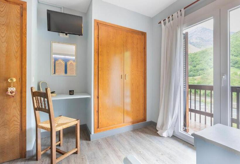 חדר סטנדרט עם מרפסת, Hostaltina