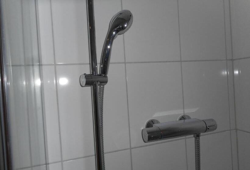 اتاق استاندارد, Pension Alis Augsburg