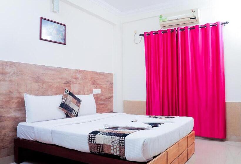 高级大房间, A V Residency