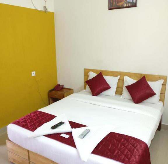 高级大房间, A V Residency