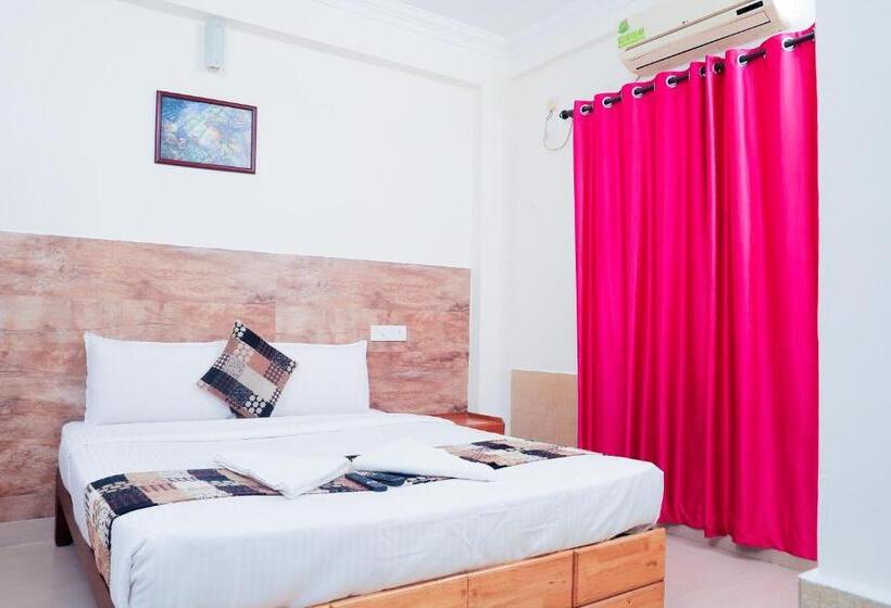 高级大房间, A V Residency