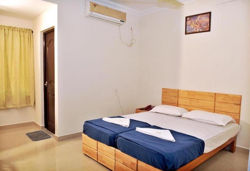 高级大房间, A V Residency