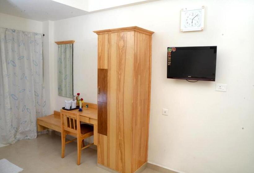 家庭套房, A V Residency