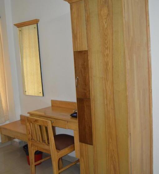 豪华房间, A V Residency