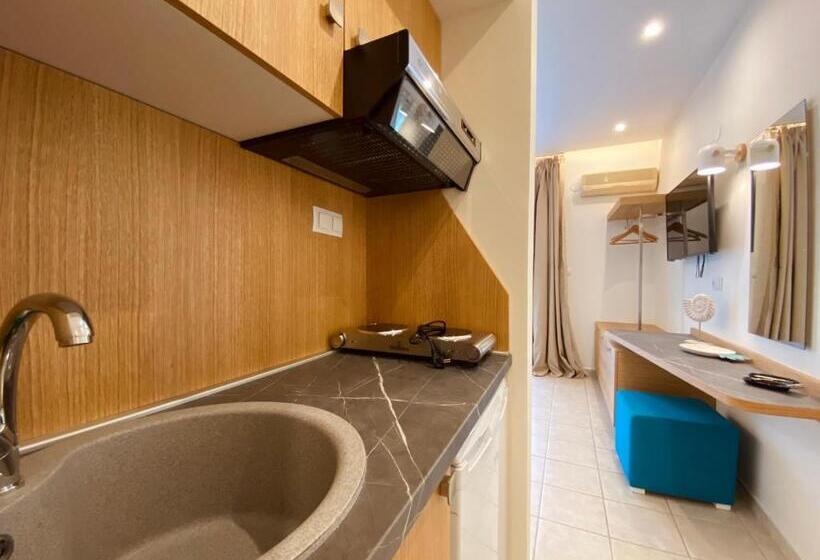 غرفة سوبيريور مطلّة علي البحر, Aegean Sun