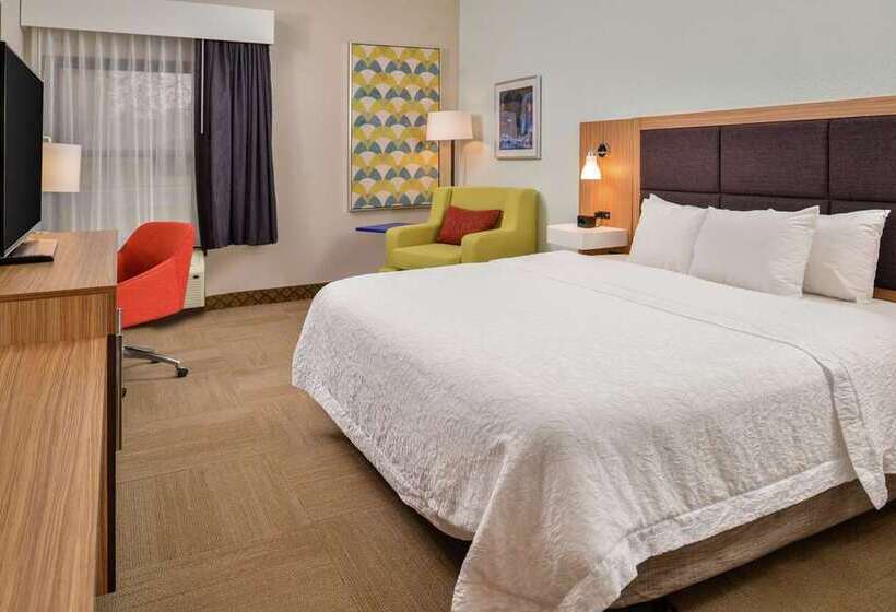 带大床的标准间, Hampton Inn San Marcos, Ca