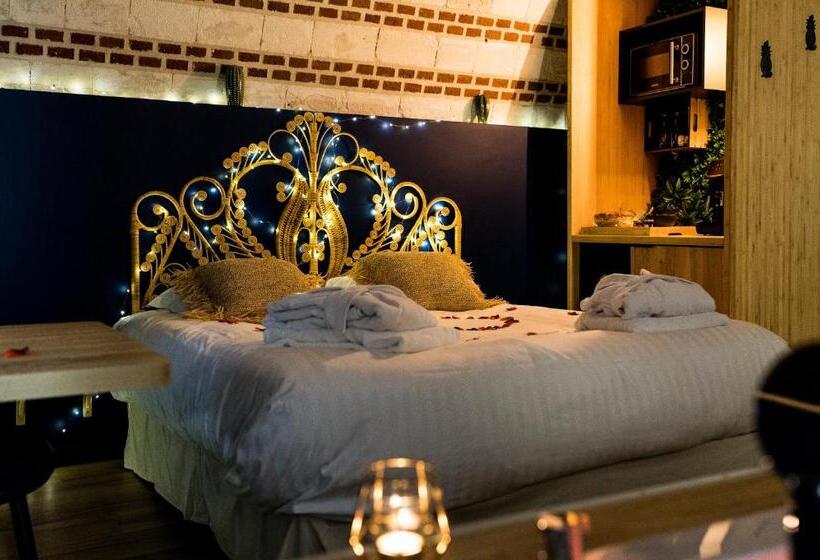 סטודיו דלוקס, La Parenthèse Envoutée