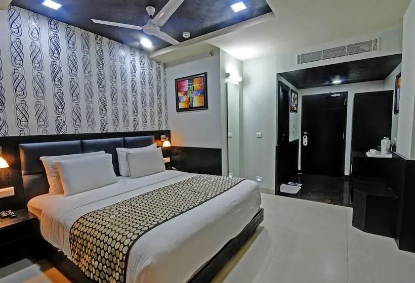 デラックスルーム, Pride Ananya Resorts