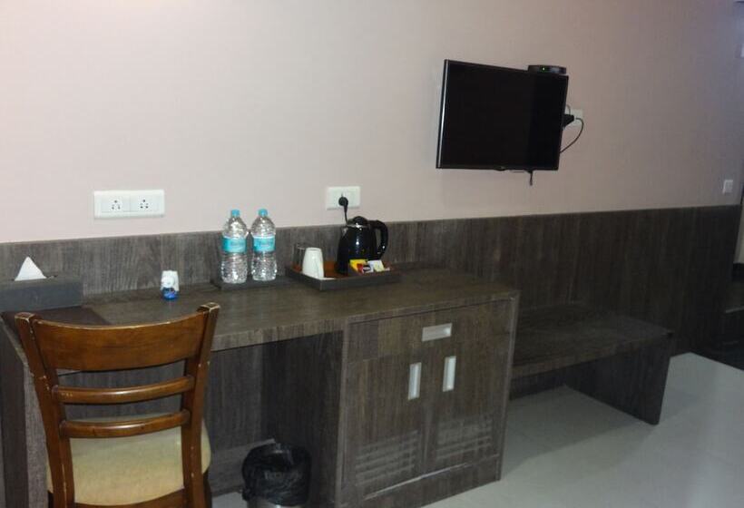 デラックスルーム, Pride Ananya Resorts