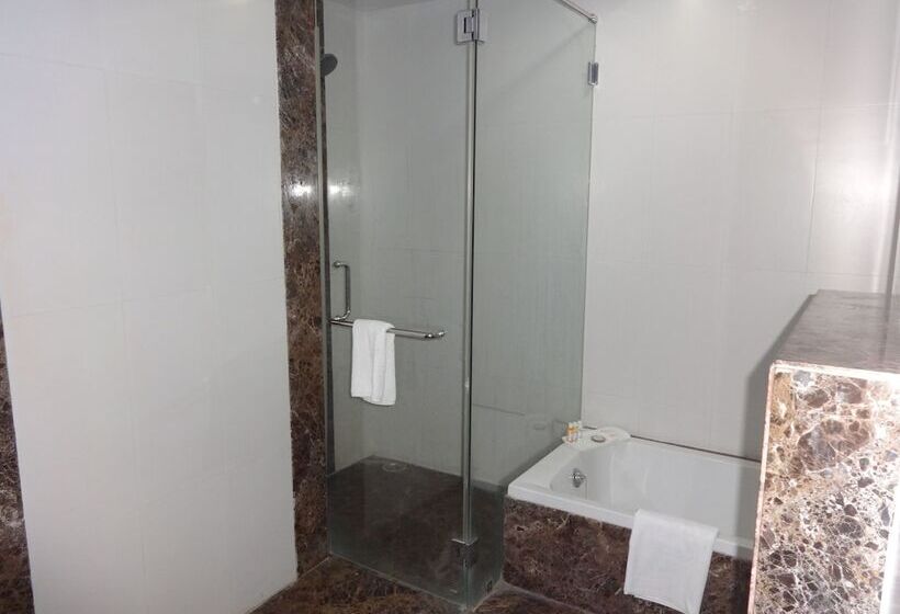 デラックススイート, Pride Ananya Resorts