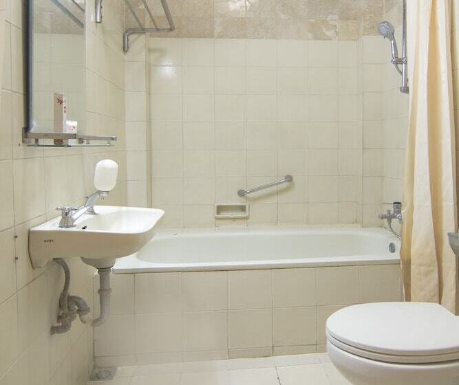 스탠다드 룸, Saptagria