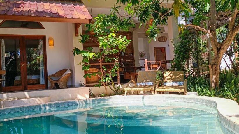 اتاق استاندارد با تخت بزرگ, Soraya Yoga Wellness Center