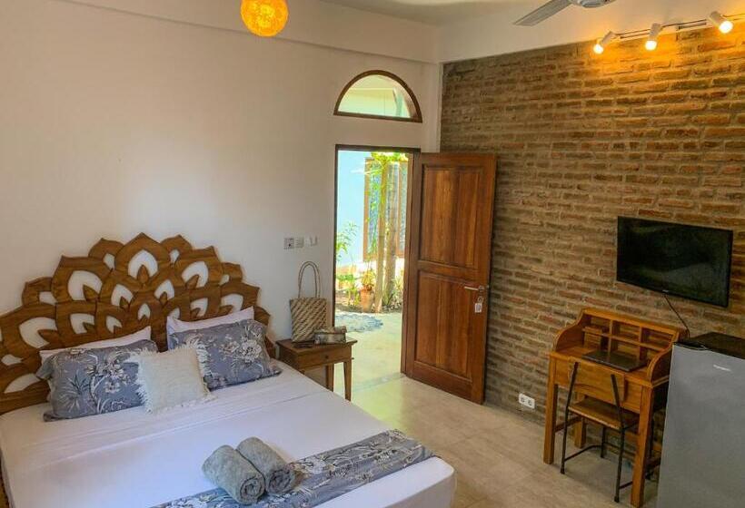 اتاق استاندارد سه نفره, Soraya Yoga Wellness Center