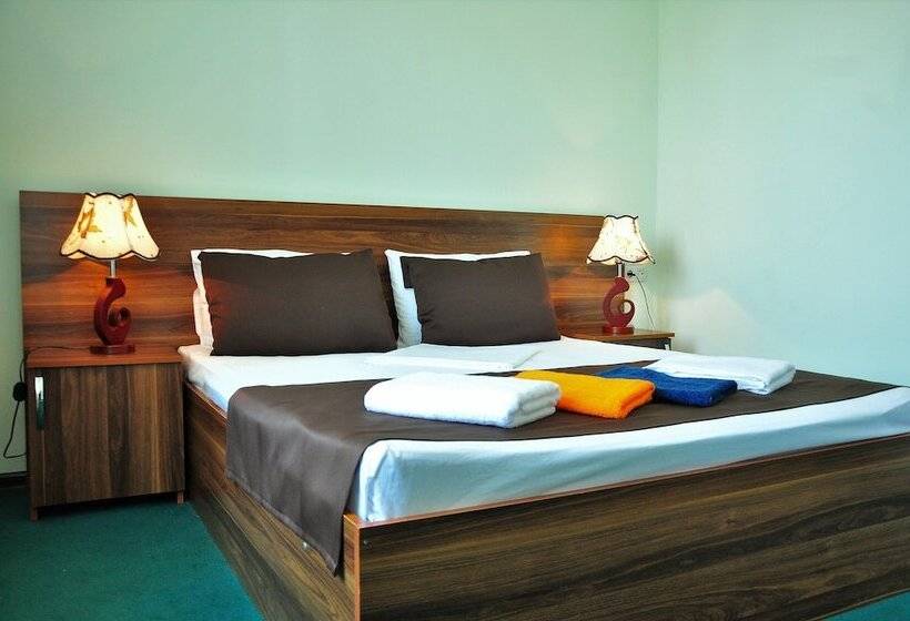اتاق استاندارد, Reness Hotel Kobuleti