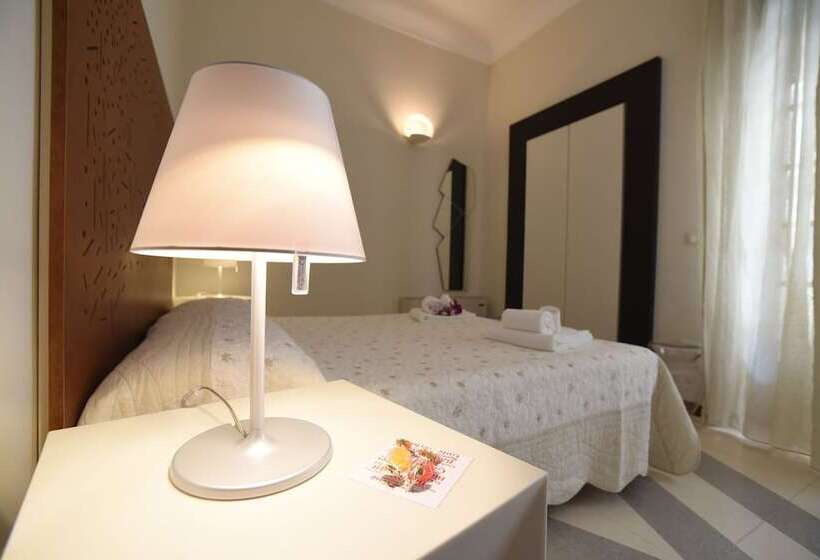 バルコニー付きスーペリアルーム, Barone Liberty & Luxury Spa Boutique