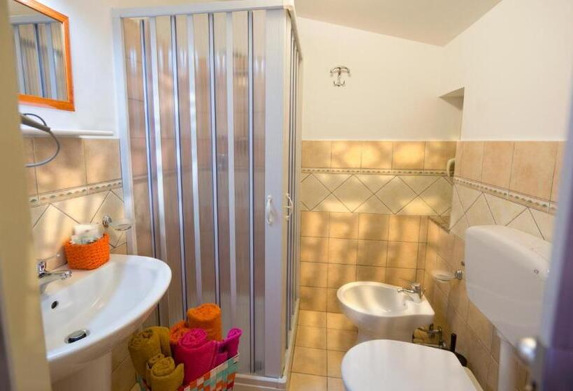 חדר סטנדרט עם מרפסת, B&b Gàttina