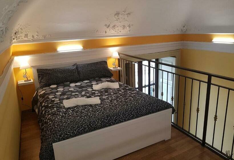 اتاق استاندارد با بالکن, Central Suites Catania