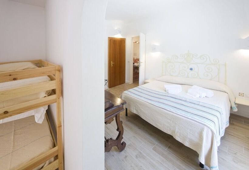 4인용 스탠다드 룸, Grand Hotel Palau