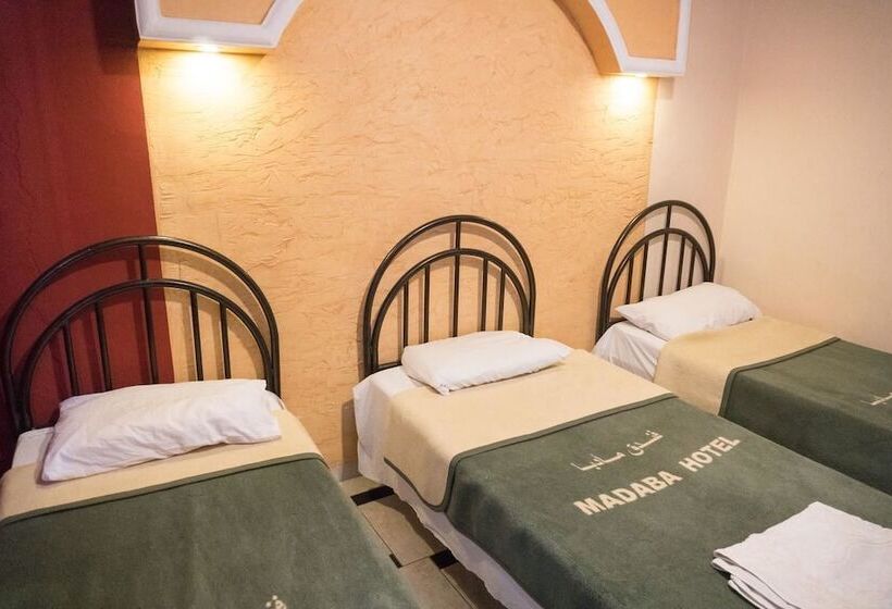 اتاق استاندارد سه نفره, Madaba