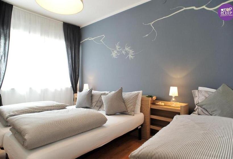 اتاق استاندارد سه نفره, Stop & Sleep Udine