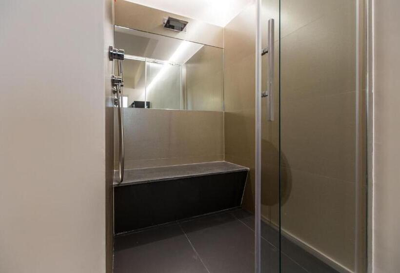 اتاق استاندارد, The Boutique Napoli Suite