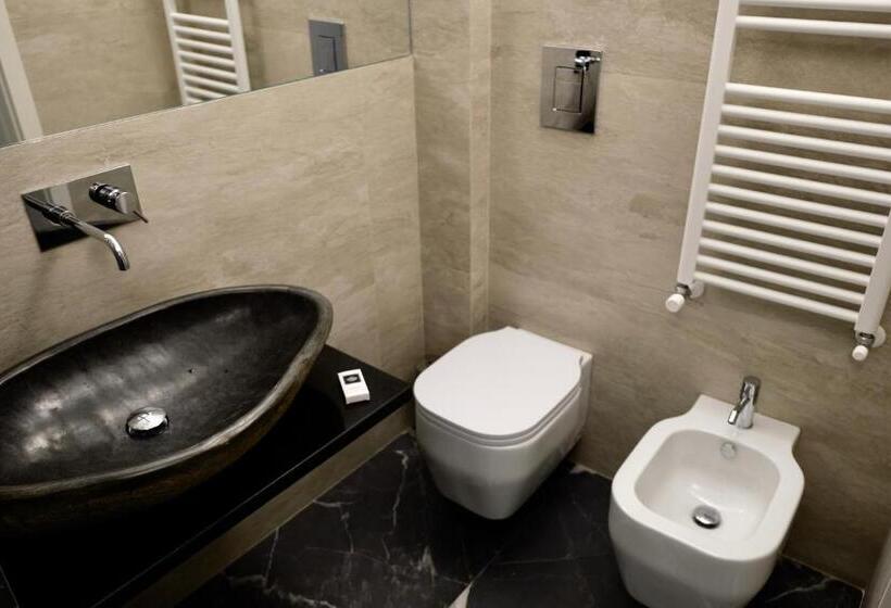 اتاق لوکس, The Boutique Napoli Suite