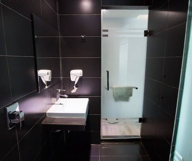 수피리어 룸, 99 Pusat Bandar Puchong