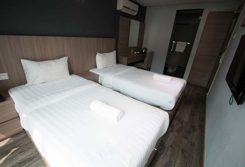 스탠다드 룸, 99 Pusat Bandar Puchong