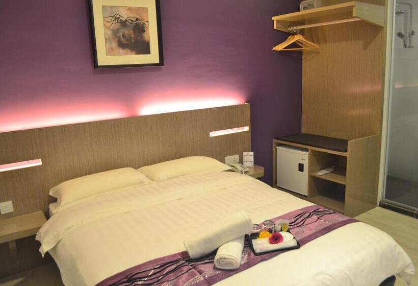 スーペリアールーム, Ashley Boutique