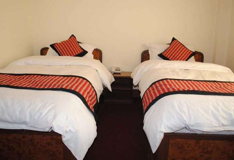 اتاق استاندارد, Avalon House