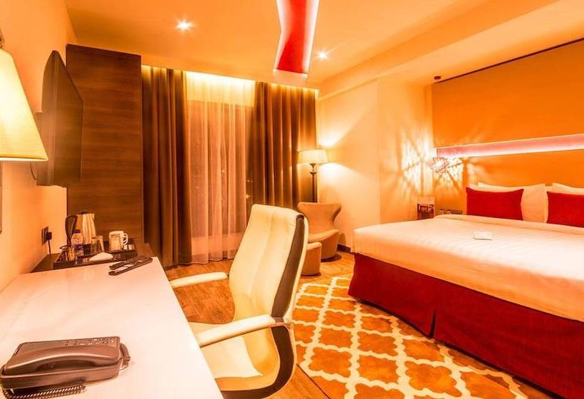 اتاق اجرایی, Carnelian By Glory Bower Hotels