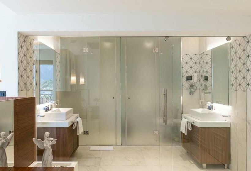 سوییت با چشم‌انداز دریا, Huma Kotor Bay Hotel And Villas