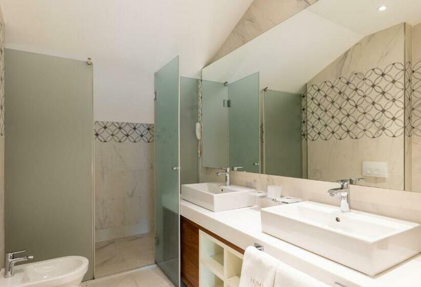 3 Bedroom Suite, Huma Kotor Bay Hotel And Villas