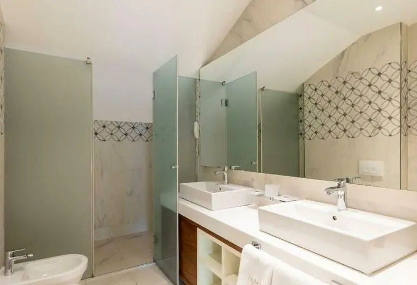 3 Bedroom Suite, Huma Kotor Bay Hotel And Villas