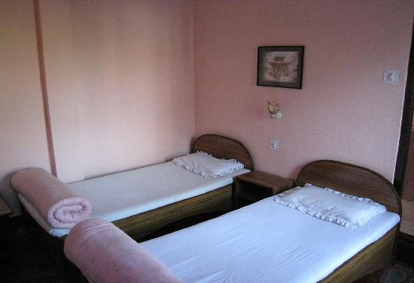 اتاق استاندارد, Lumbini Guest House