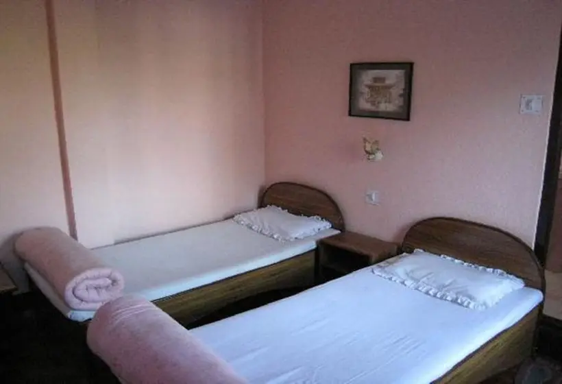 اتاق استاندارد, Lumbini Guest House