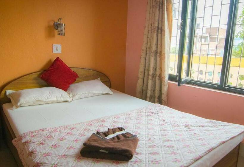 اتاق استاندارد, Lumbini Guest House