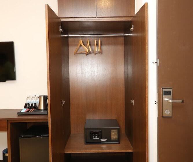 سوییت خانوادگی, M&M Hotel Kl Sentral