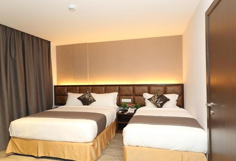 اتاق سوپریور سه تخته, M&M Hotel Kl Sentral