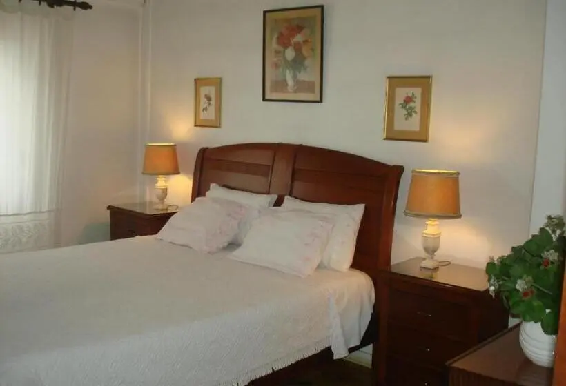スタンダードルーム, Pensão Residencial Luanda