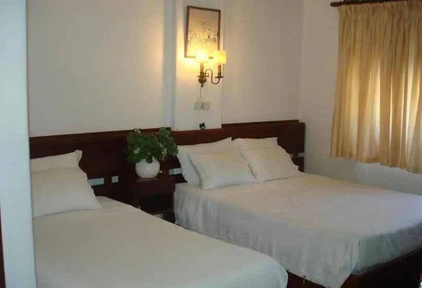 スタンダードトリプルルーム, Pensão Residencial Luanda