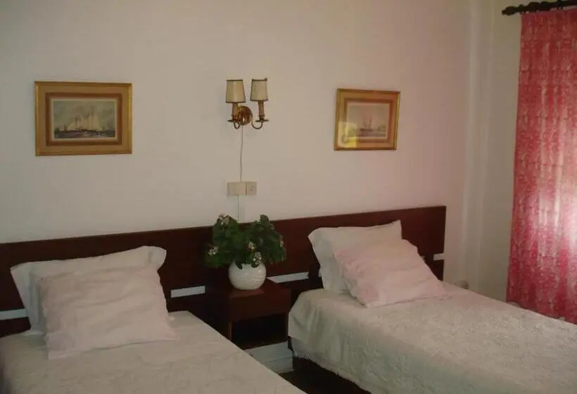 ジュニアスイート, Pensão Residencial Luanda