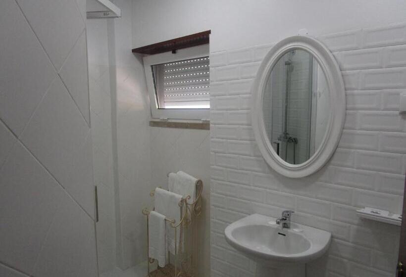 Номер Deluxe, Pensão Residencial Luanda