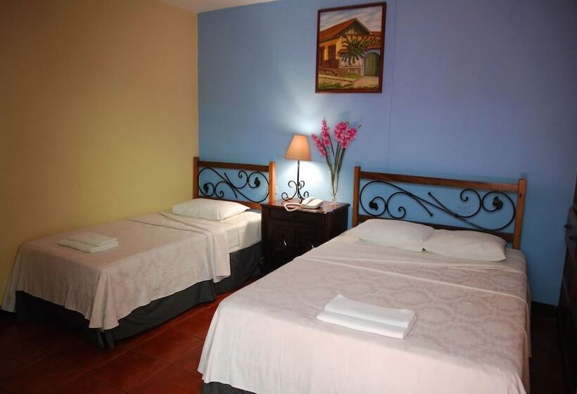 스탠다드 룸, Real Leon