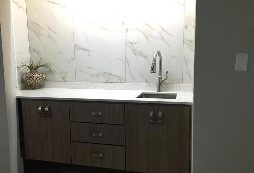 اتاق استاندارد, Segovia Studio Units