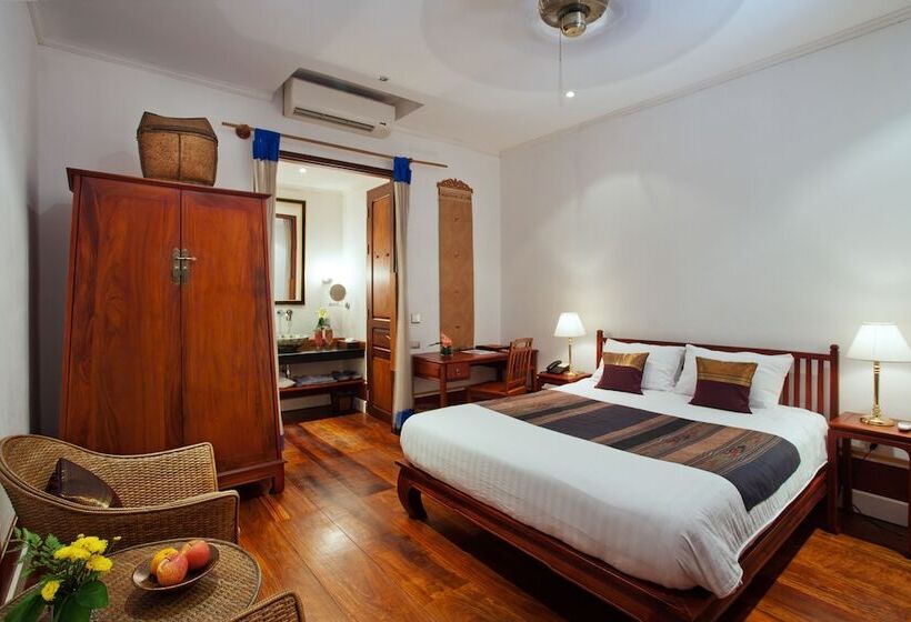 غرفة قياسية مزوَّدة بتراس, The Belle Rive Boutique