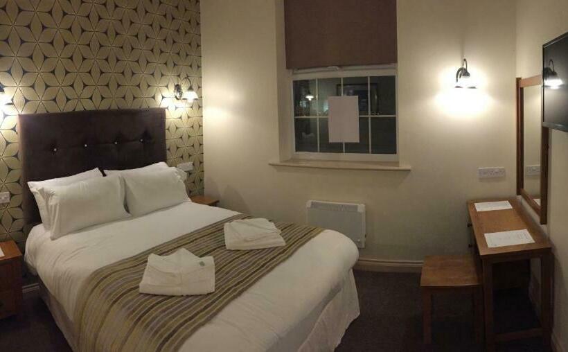 スタンダードルーム, The Moseley Arms