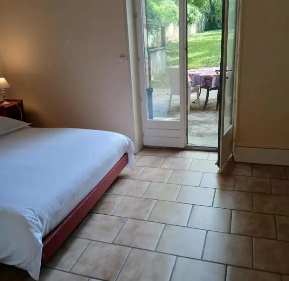 スタンダードルーム, Château De Maucouvent   Le Cottage