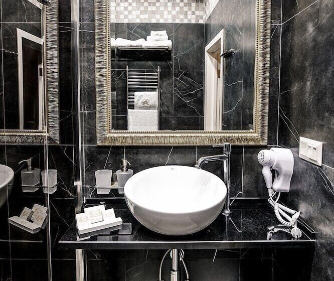 اتاق استاندارد یک نفره, Art Hotel Alexandrovskiy